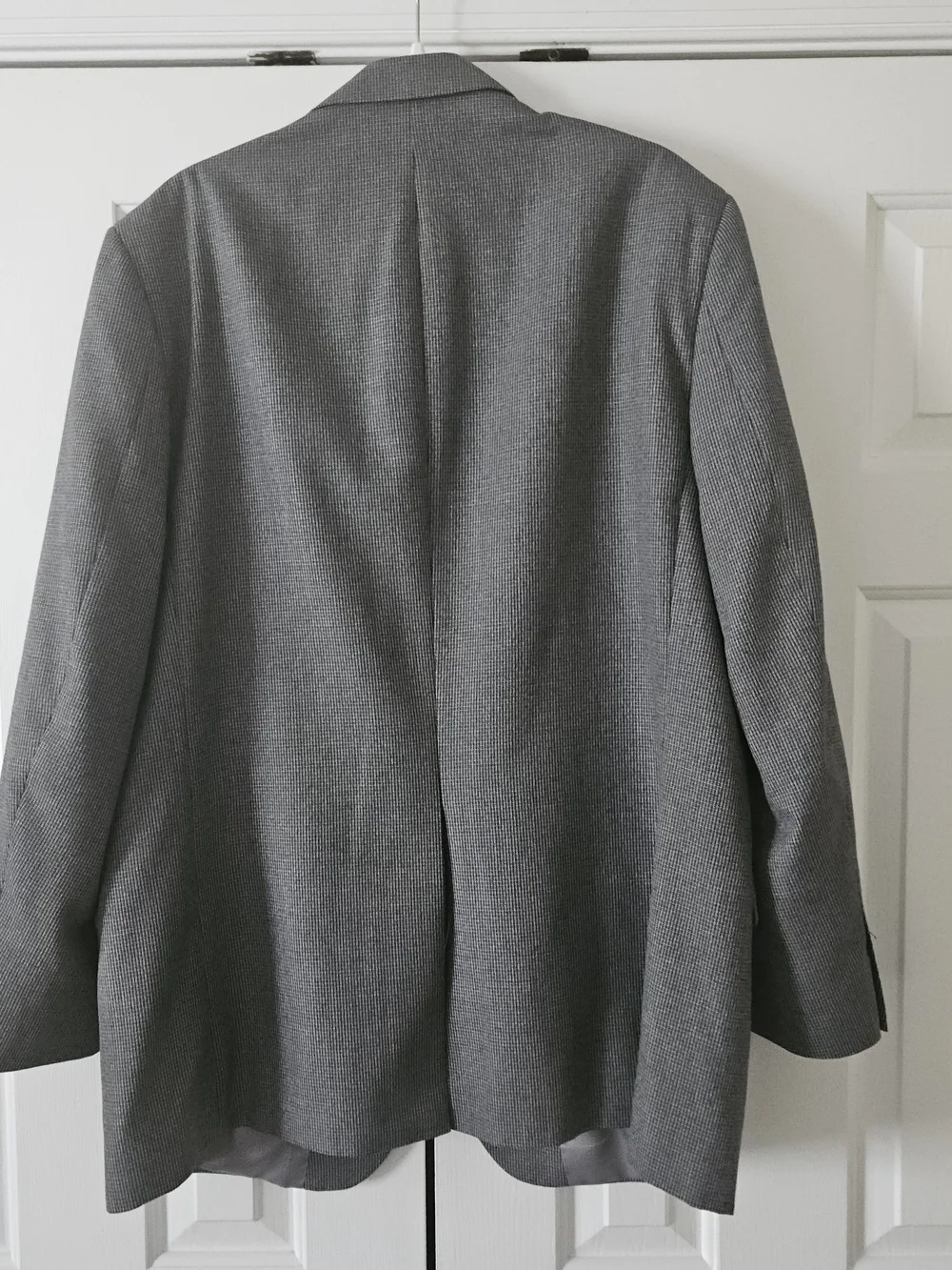 Bert Pulitzer Men's Gray Check Poly Blend Blazer Suit Jacket 2-Button Notch 46L